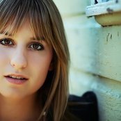 Caitlyn Smith - List pictures