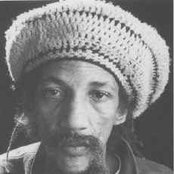 Augustus Pablo - List pictures