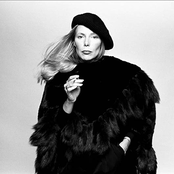 Joni Mitchell - List pictures