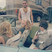 L.p. - List pictures