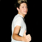 Niall Horan - List pictures