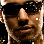 B-tight - List pictures