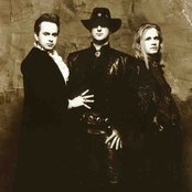 The Escape - List pictures