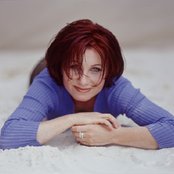 Margaret Becker - List pictures