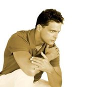 Luis Miguel - List pictures