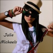 Julia Michaels - List pictures