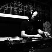 Storm Queen - List pictures