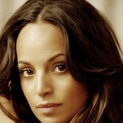 Emilia - List pictures