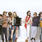 Edward Sharpe & The Magnetic Zeros - List pictures