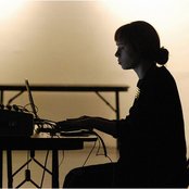 Holly Herndon - List pictures