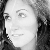 Britt Nicole - List pictures