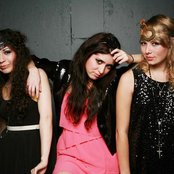 Magneta Lane - List pictures