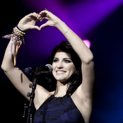 Maite Perroni - List pictures