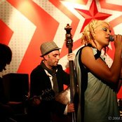 Martina Topley-bird - List pictures