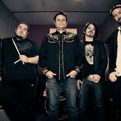 San Pascualito Rey - List pictures