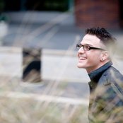 Dustin Tavella - List pictures