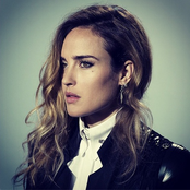 Jess Mills - List pictures