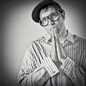 Pretty Lights - List pictures