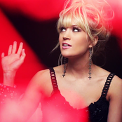 Carrie Underwood - List pictures