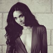 Phlo Finister - List pictures