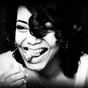 Alice Smith - List pictures