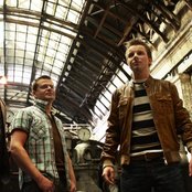 Feel - List pictures