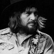 Waylon Jennings - List pictures