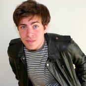 Hoodie Allen - List pictures
