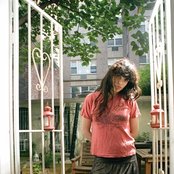 Leona Naess - List pictures