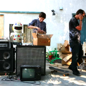 No Age - List pictures