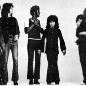 Santana - List pictures