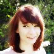 Holly Drummond - List pictures