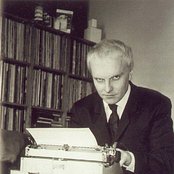 Luke Haines - List pictures