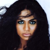 Amel Larrieux - List pictures