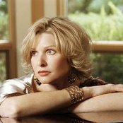 Fiona Joy Hawkins - List pictures