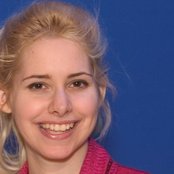 Nellie Mckay - List pictures