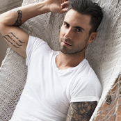 Adam Levine - List pictures