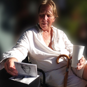 Lewis - List pictures