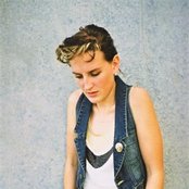 Mia Dyson - List pictures