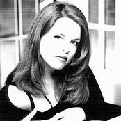 Joy Lynn White - List pictures