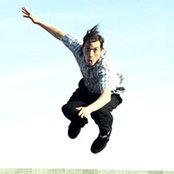 Moneen - List pictures