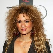 Miri Ben-ari - List pictures