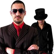 Dead Combo - List pictures