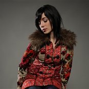 Sidney York - List pictures