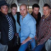 Chris Daughtry - List pictures