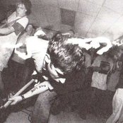 Chokehold - List pictures