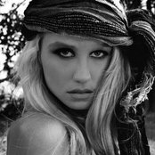 Ke$ha - List pictures