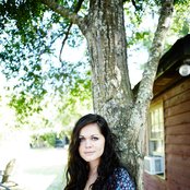 Emily Lynch - List pictures