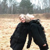 Sally Shapiro - List pictures