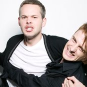 Pnau - List pictures